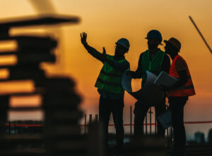 3 trabajadores de la construcción