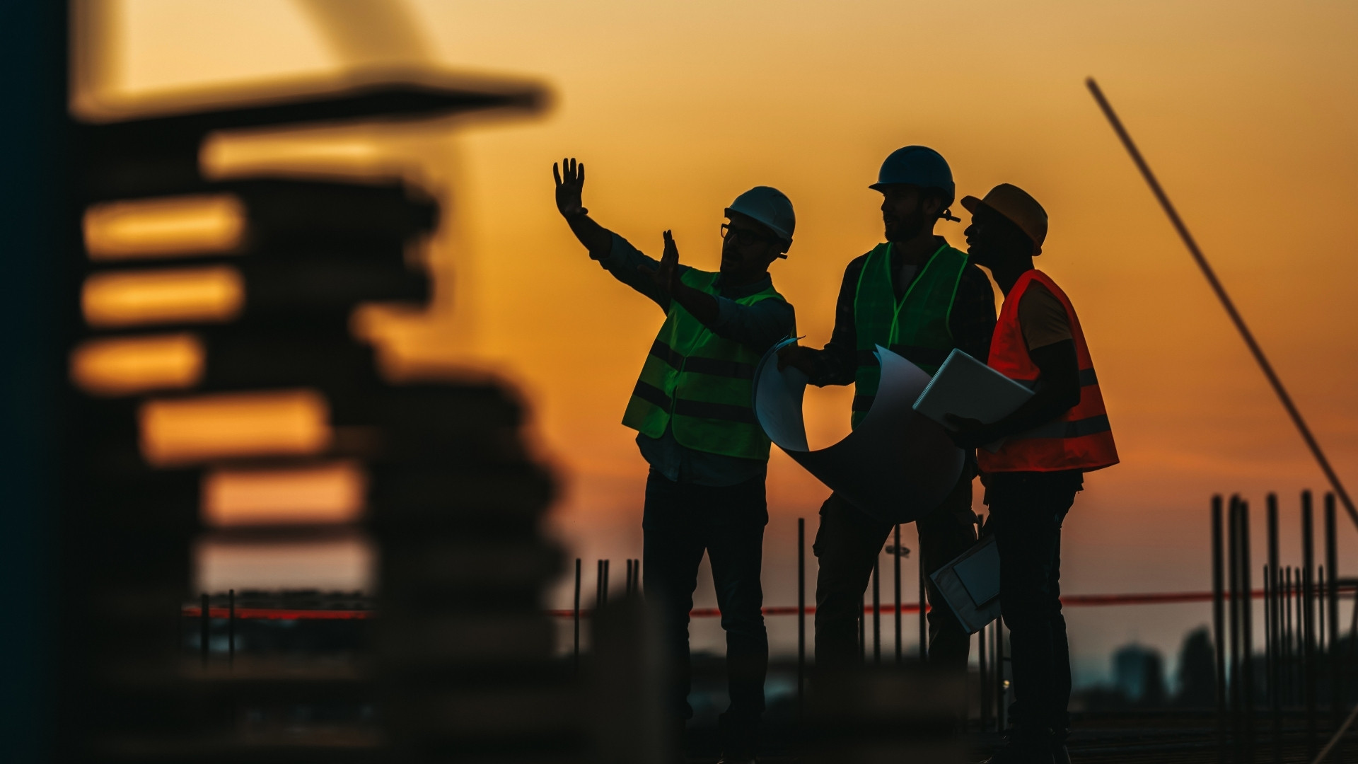 3 trabajadores de la construcción